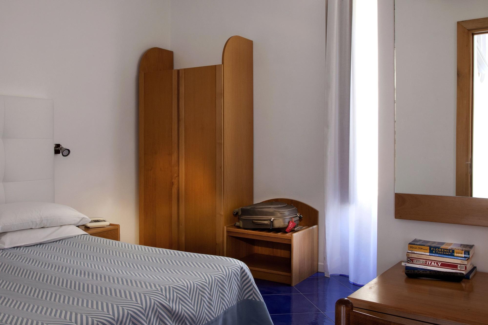 Hotel Del Corso سورينتو المظهر الخارجي الصورة