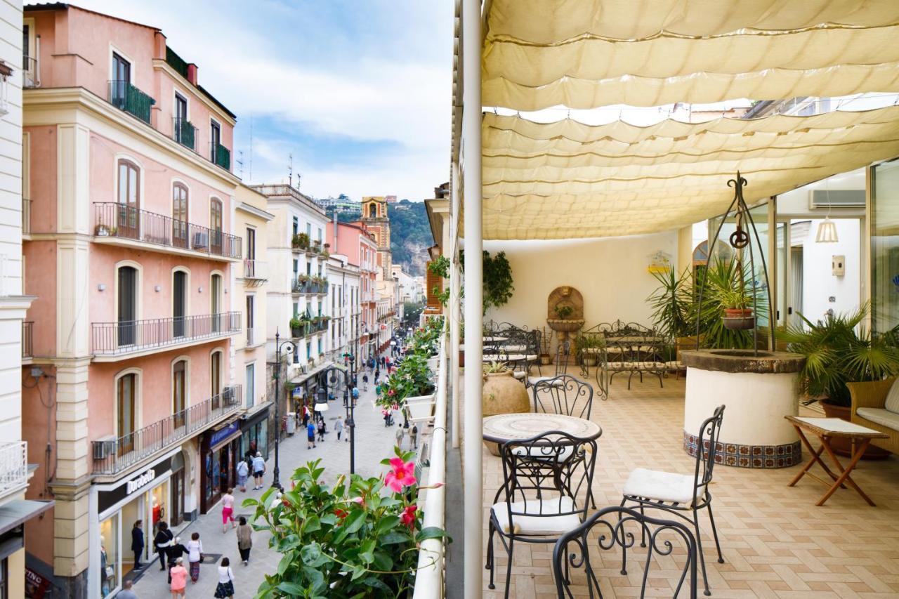 Hotel Del Corso سورينتو المظهر الخارجي الصورة